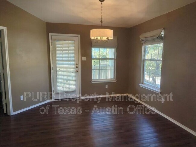 Foto del edificio - 16100 S Great Oaks Dr