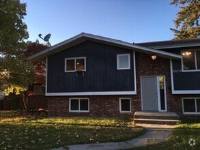 Building Photo - 2205 E 49th Ave