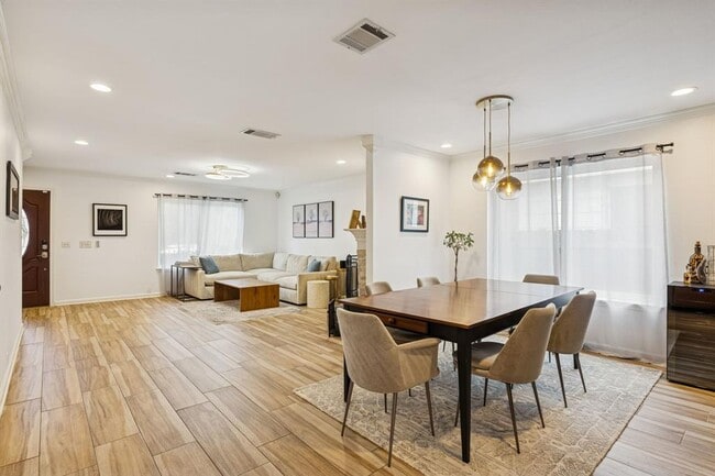 Building Photo - 2117 Kaiser Dr