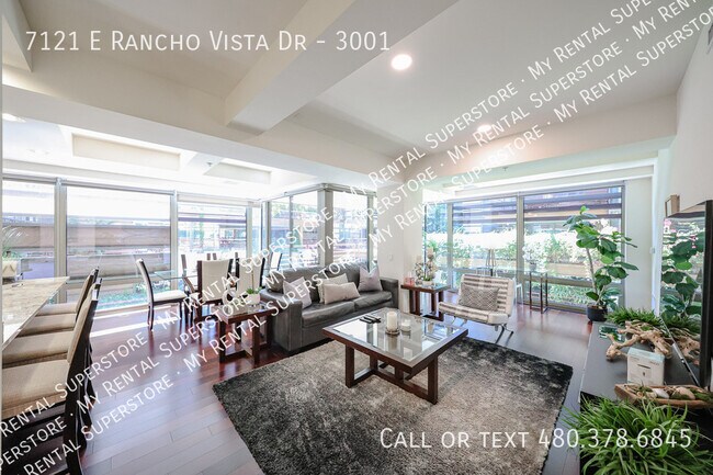 Foto del edificio - 7121 E Rancho Vista Dr
