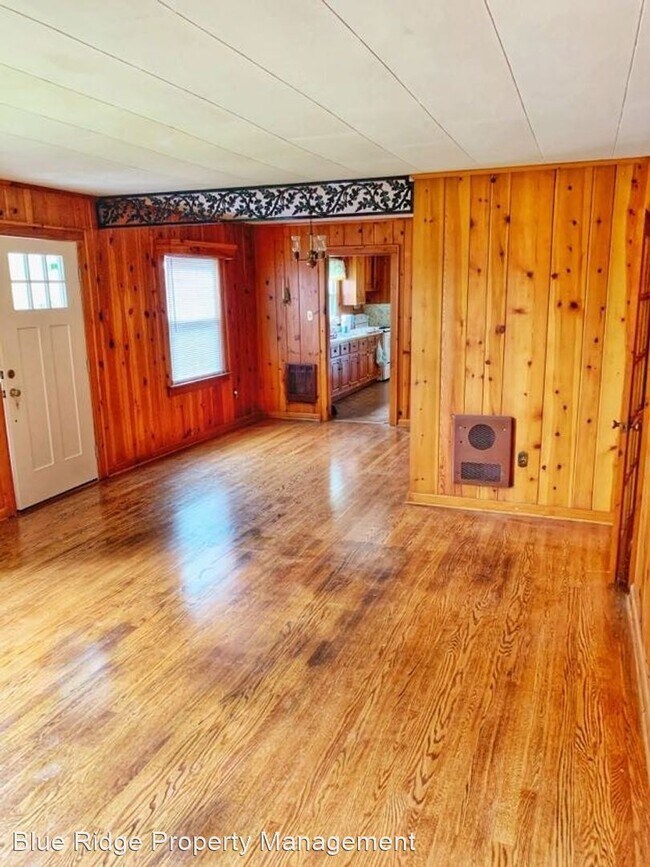 Building Photo - 3 br, 2 bath House - 876 White Top Road