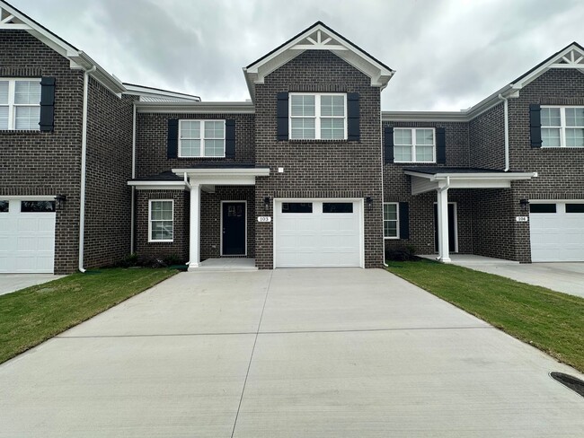 Brand New Townhome In Shelbyville - MOVE IN SPECIAL!! - Brand New Townhome In Shelbyville - MOVE IN SPECIAL!!