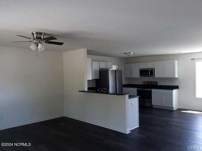 Building Photo - 103 Nugget Trl