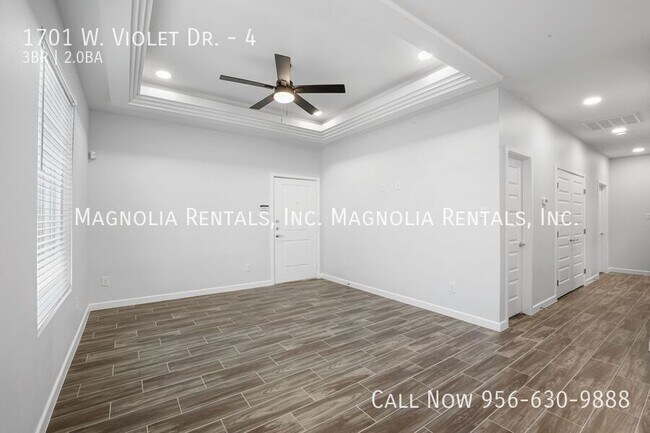 Foto del edificio - 1701 W Violet Dr
