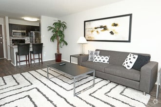 Interior Photo - Spice Tree