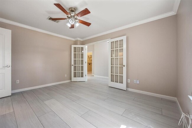 Building Photo - 10916 Beachmont Ln
