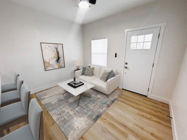Unfurnished...Stylish 1 bed 1 bath! - Unfurnished...Stylish 1 bed 1 bath! House