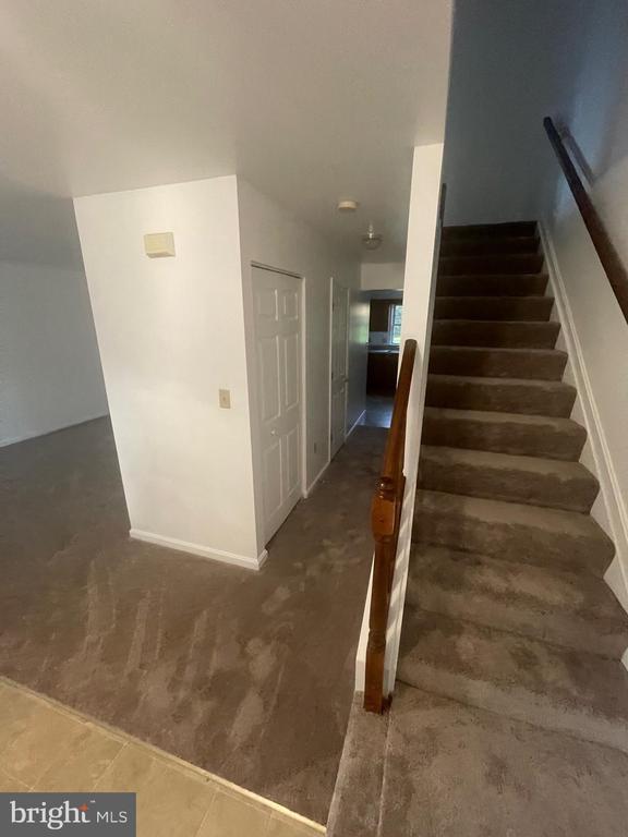 Foto del edificio - 363 Stonehedge Ln