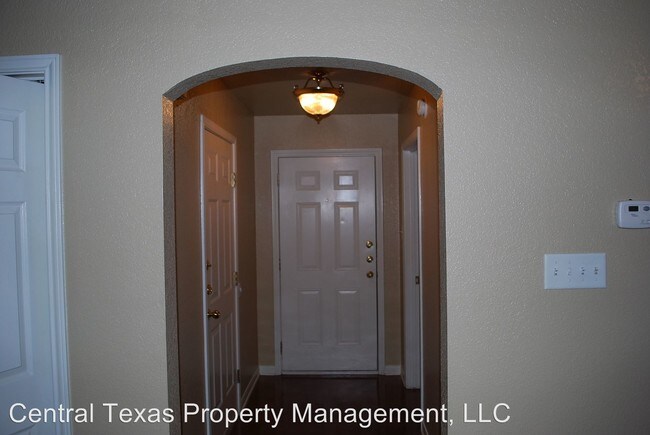 Foto del edificio - 1617 Libby Ln