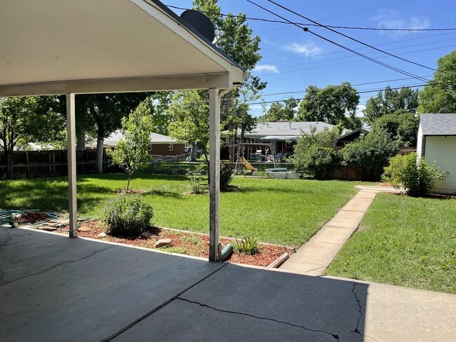 Building Photo - 3370 W Wagontrail Dr