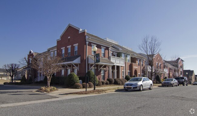 Primary Photo - Vintage Condos