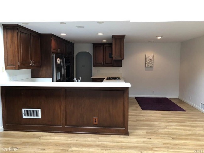 Building Photo - 5 br, 3 bath House - 1647 N Santa Anita Ave