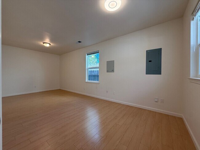 Foto del edificio - Townhouse living - Nice and clean 3 bedroo...