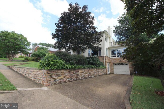 Foto del edificio - 1510 23rd St S