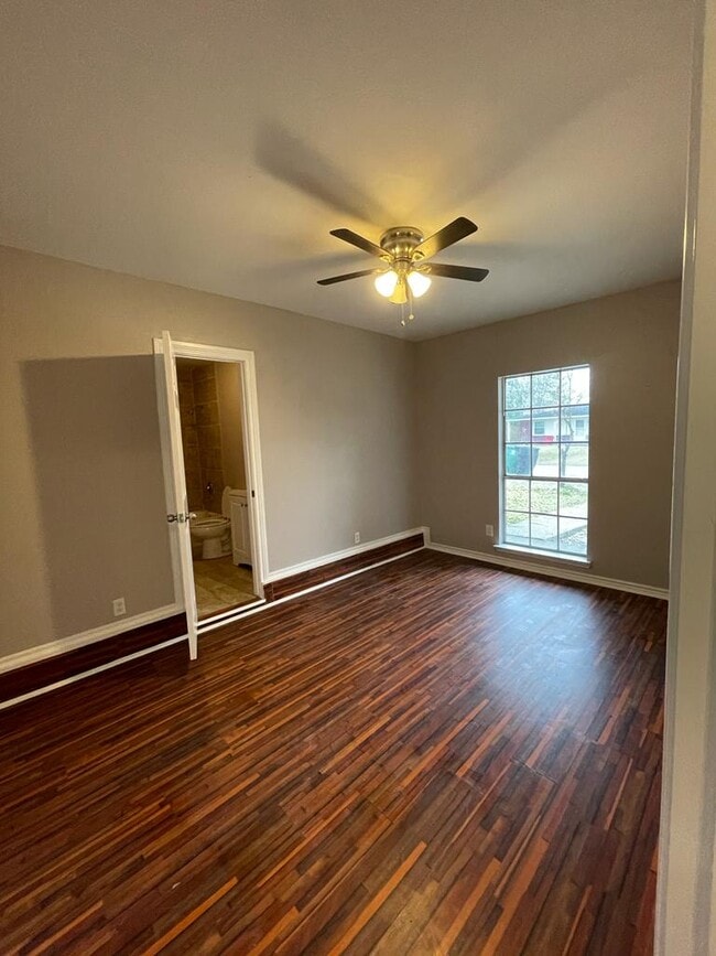 Building Photo - 7301 Brockley Ln
