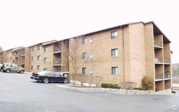 Building Photo - Queen City Condominiums