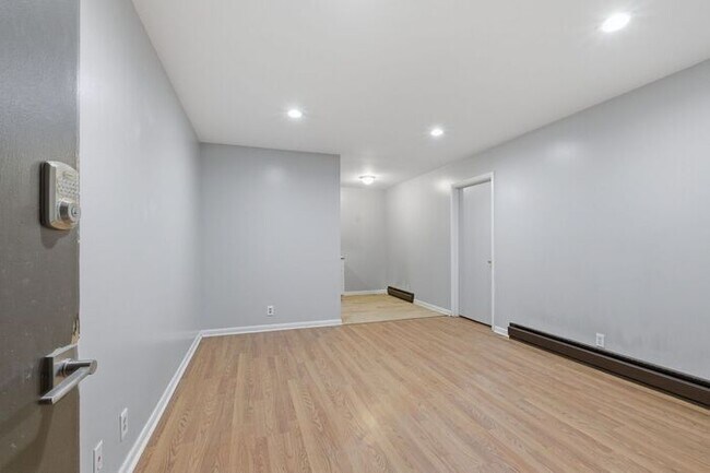 Foto del edificio - Hillsboro Village Modern 1BR - WALK TO VANDERBILT