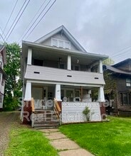 Building Photo - 438 Crestwood Ave