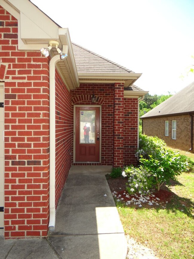 Foto del edificio - 257 Oxmoor Pl
