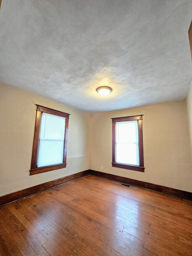 Foto del edificio - 2 bedroom 1 bath