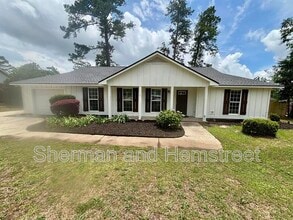 Building Photo - 636 Bridgton Dr