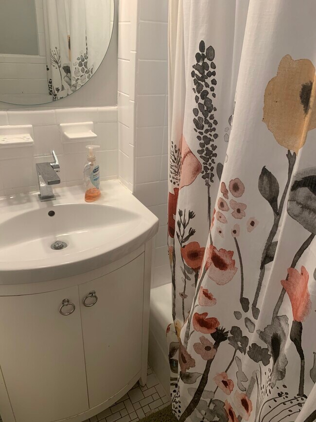 Foto del edificio - 1307 Commonwealth Ave