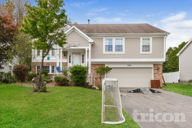 Building Photo - 1652 Warrington Ln