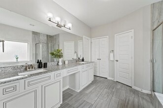 Building Photo - 15103 Dry Ridge Ct