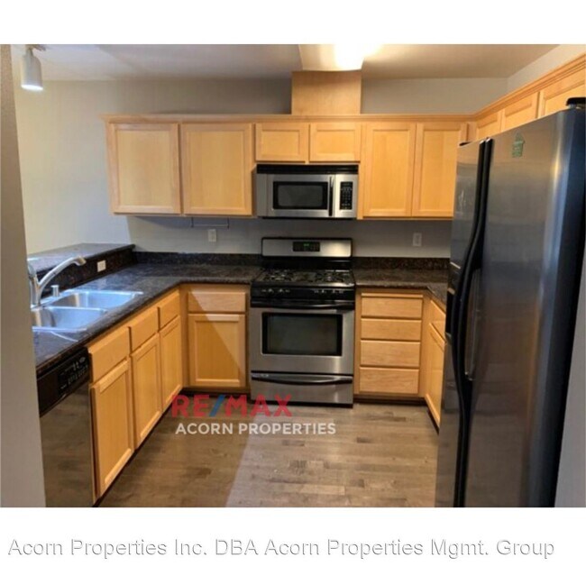 Building Photo - 3 br, 2.5 bath House - 220 NE Melrose Drive