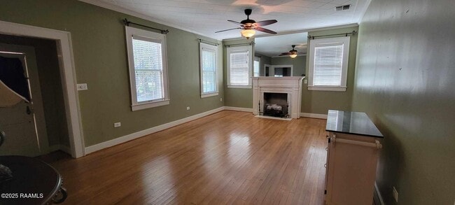 Building Photo - 211 City Park Cir