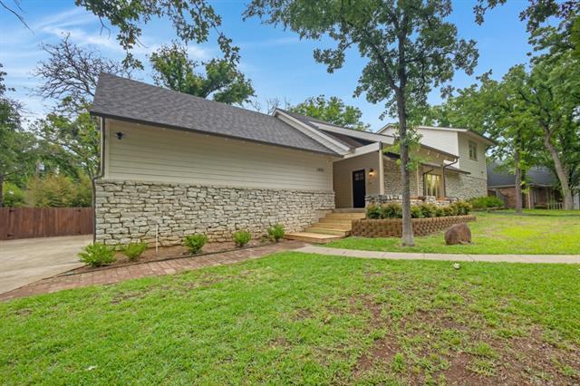 Building Photo - 2805 Forrestridge Dr