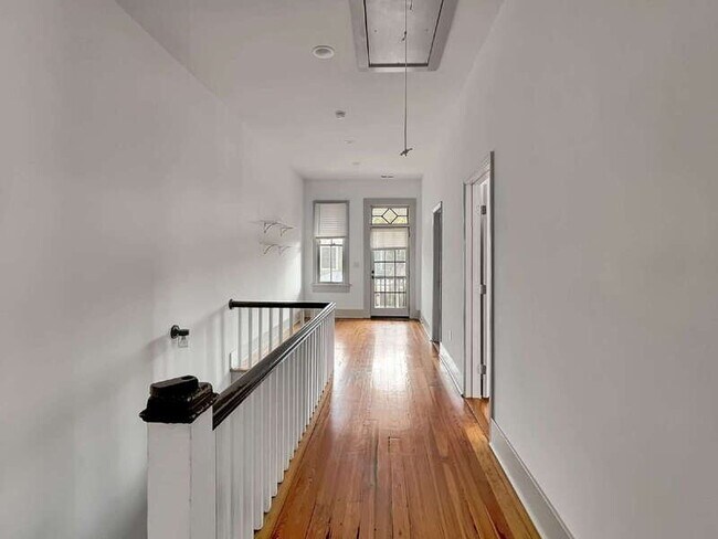 Foto del edificio - 312 W 42nd St