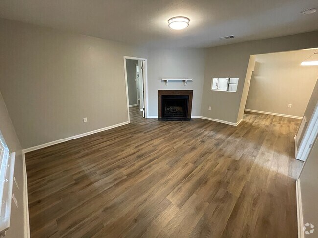 Building Photo - 813 Hammond Manor Dr