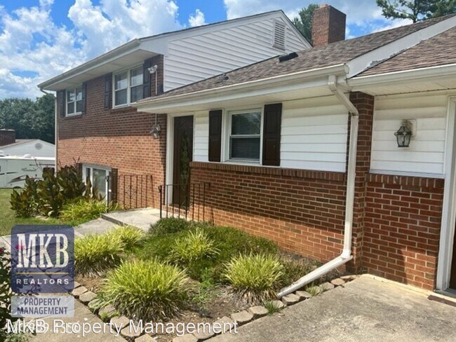 Building Photo - 3 br, 2 bath House - 4705 Cordell Drive, SW