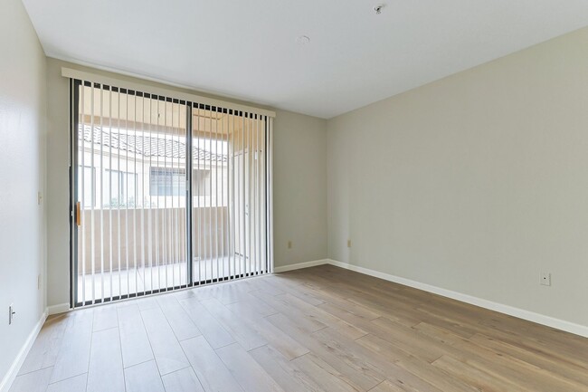 Foto del edificio - Remodeled Luxury One Bedroom Condo  Cross ...