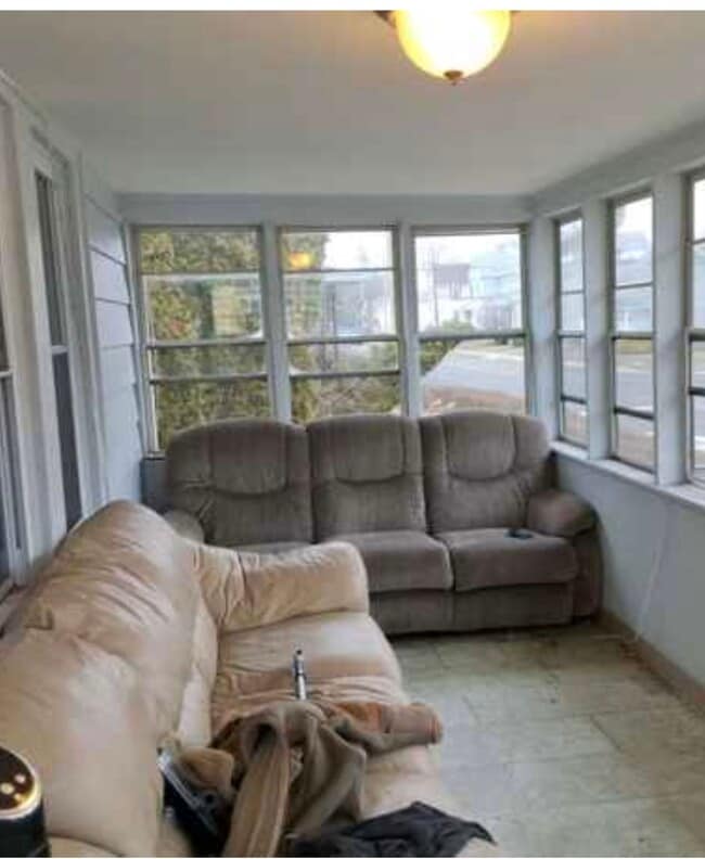 Terraza acristalada (porche delantero) - 303 Ellis St