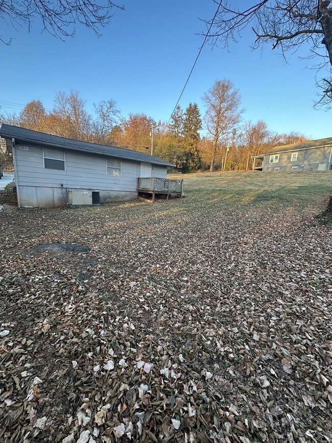 Building Photo - 408 Hassler Mill Rd