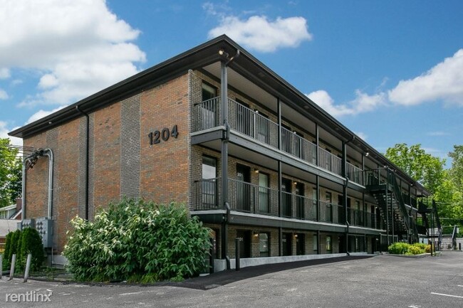 Building Photo - 1204 Bardstown Rd