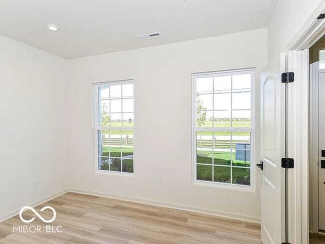 Foto del edificio - 1740 Blenker Dr