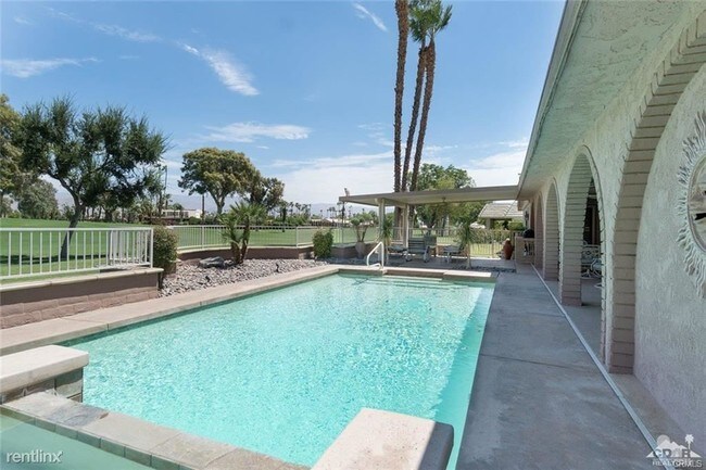 Foto del edificio - 3 br, 3 bath House - 79260 Fred Waring Dr