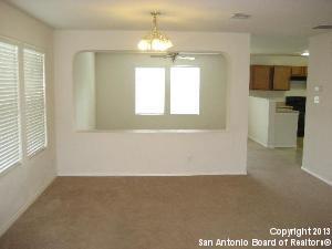 Foto del edificio - SPACIOUS 4 BR ON A CUL-DE-SAC W/ 2 LIVING ...