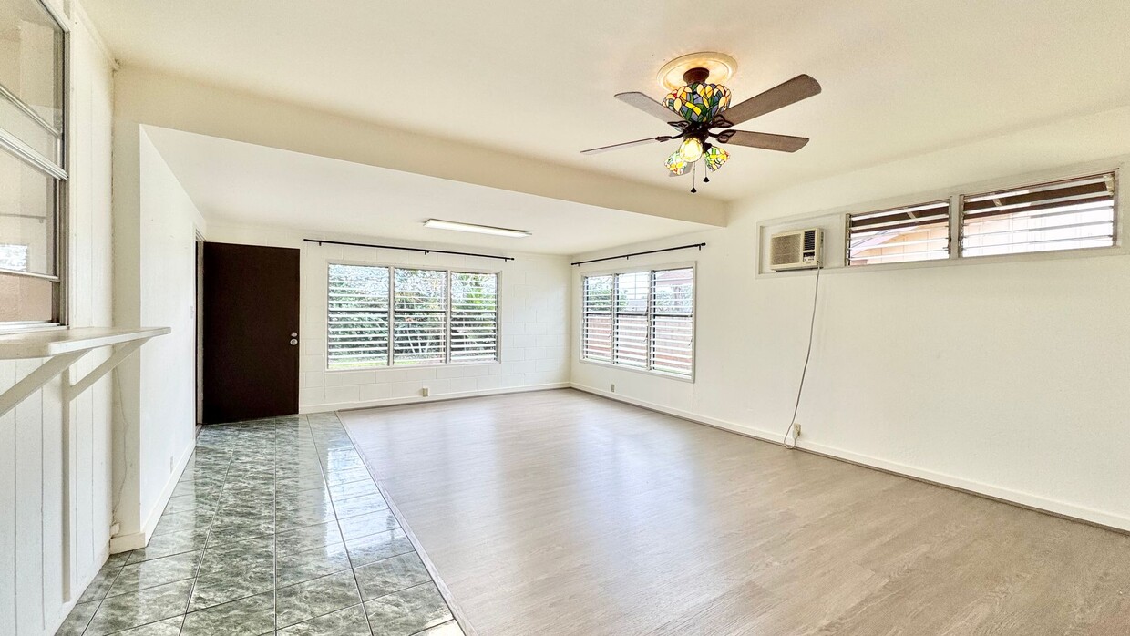 Foto principal - 4 BED 3 BATH HOME IN MILILANI with Washer/...