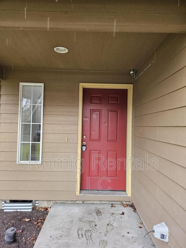 Photo - 9703 NE Tenny Creek Dr House