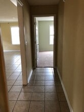 Building Photo - 101 Private Rd 3089