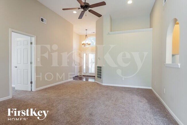 Building Photo - 520 Cahaba Manor Ln
