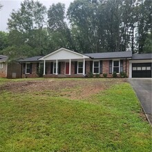 Building Photo - 4886 Candlewood Ln