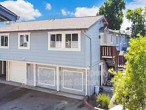 Building Photo - 547 Groth Pl