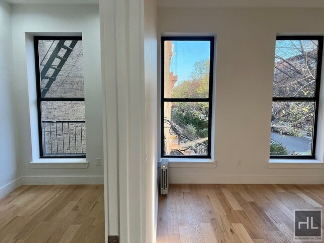 Foto del edificio - BEDFORD AVENUE