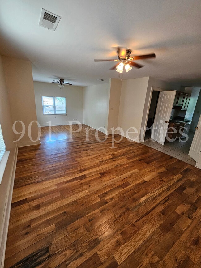 Photo - 975 Meda St (Memphis, TN) Apartment