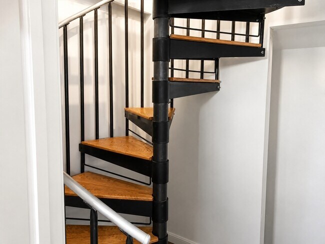 Foto del edificio - 323 Bainbridge St
